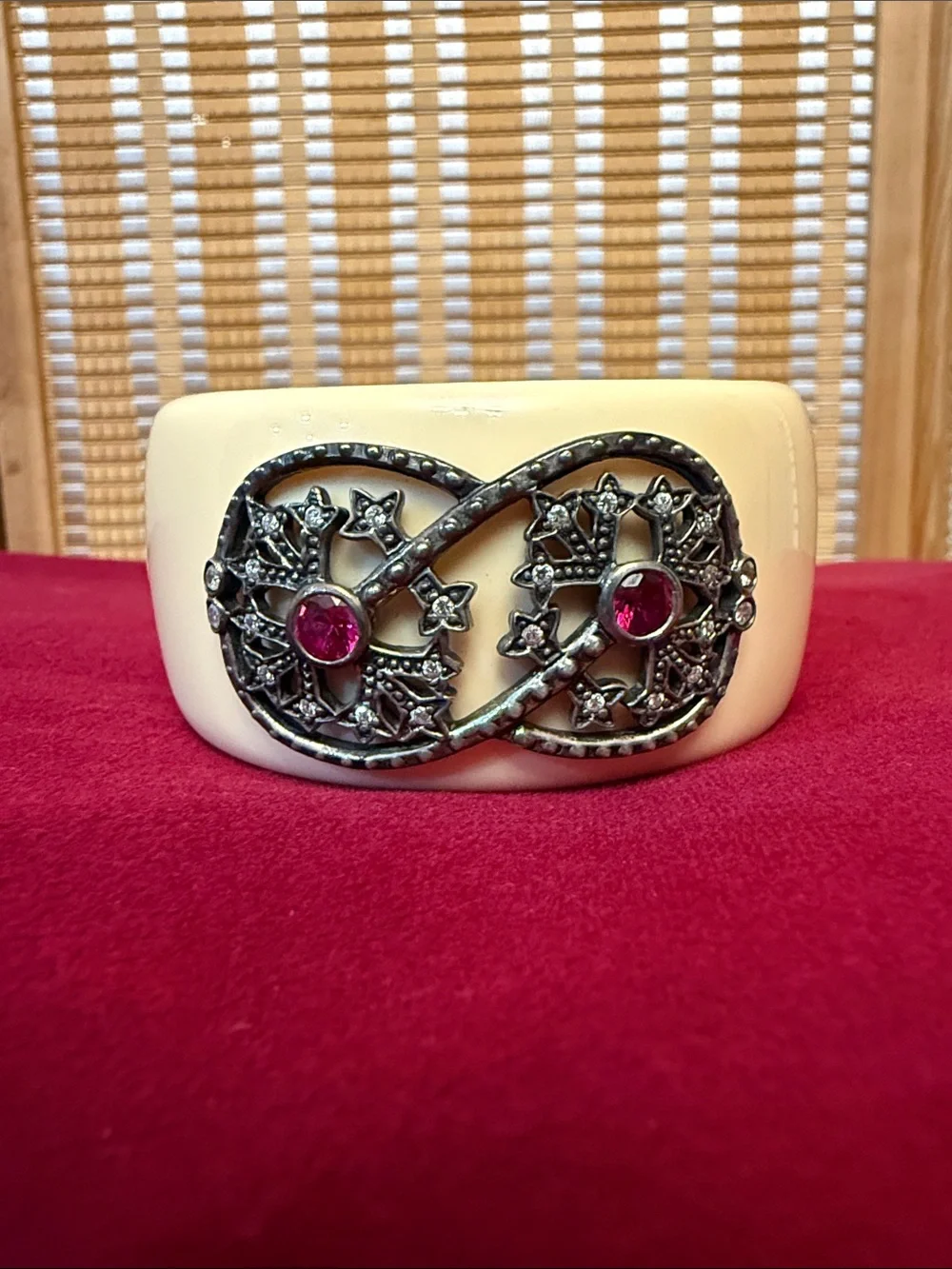 Signed Resin Bangle with Decorative 925 Filigree